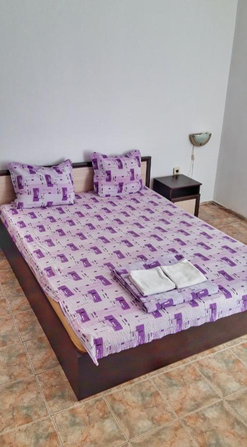 Guest house Perla Primorsko Buitenkant foto